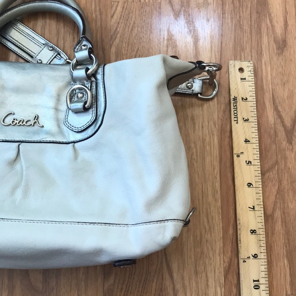 Coach Leather Purse - Picture 4 of 5